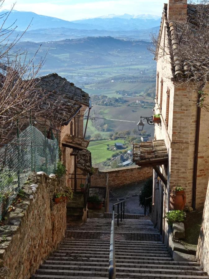 Ferienwohnung Porta Vecchia Monterubbiano Exterior foto